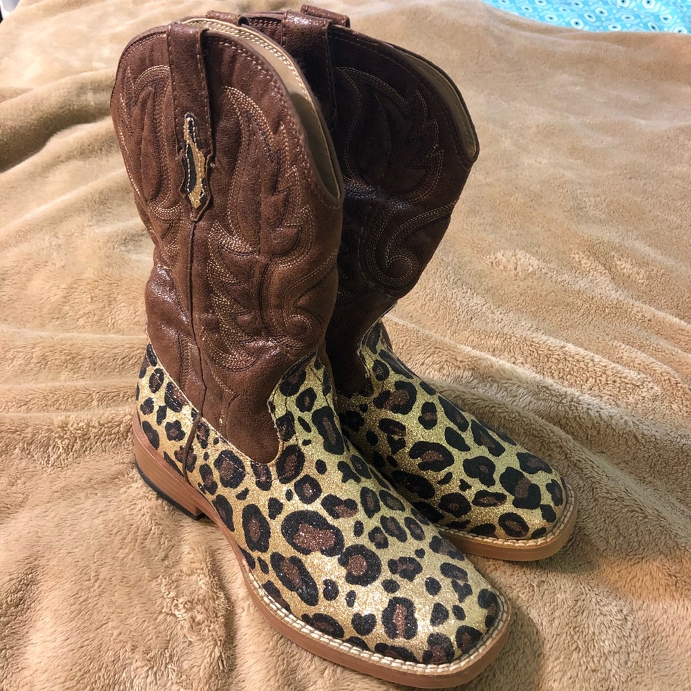 Glitter Cheetah Boots